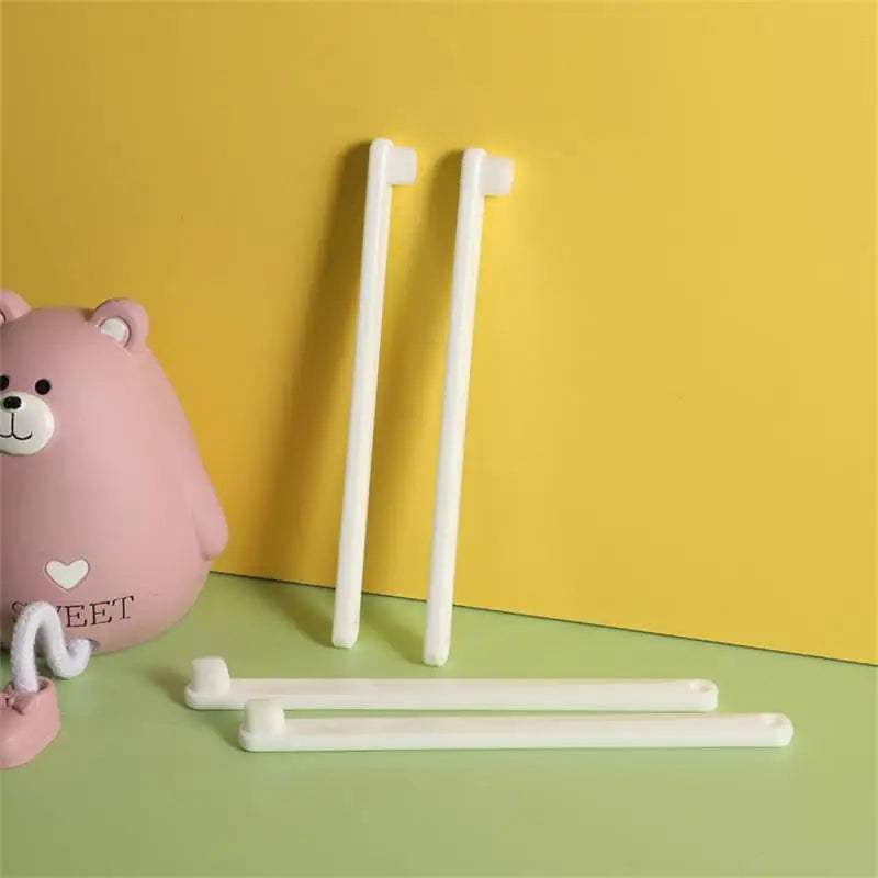 🐶 Cepillo dental 360º para perros y gatos – Elimina el mal aliento y el sarro fácilmente