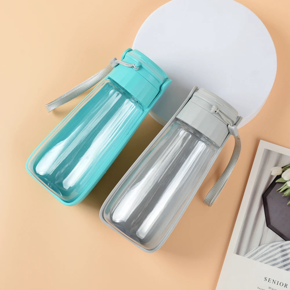 🐶 Botella portátil para perros con sistema anti-fugas – Hidratación fácil en cualquier paseo